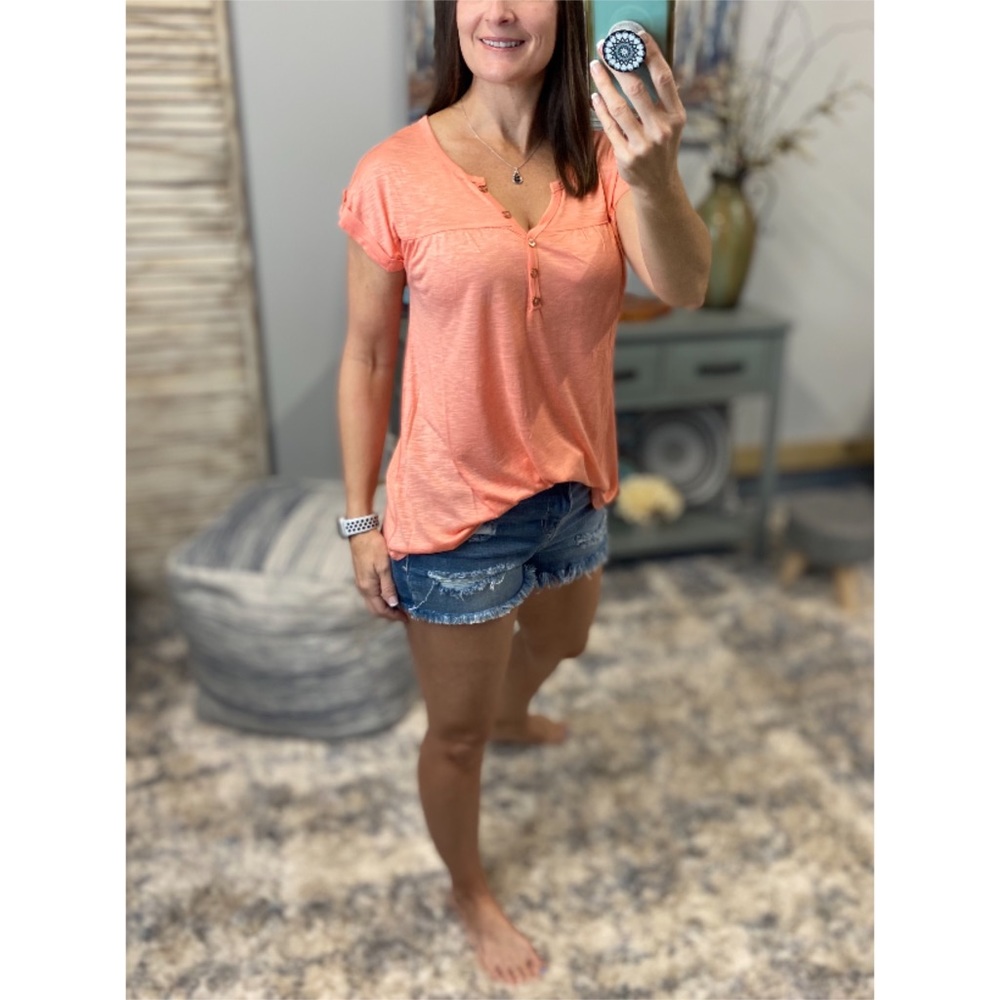 Melange Henley V-neck Floaty Cuffed Tabbed Short Sleeve Floaty Tee Peach 0523 - Picture 10 of 12